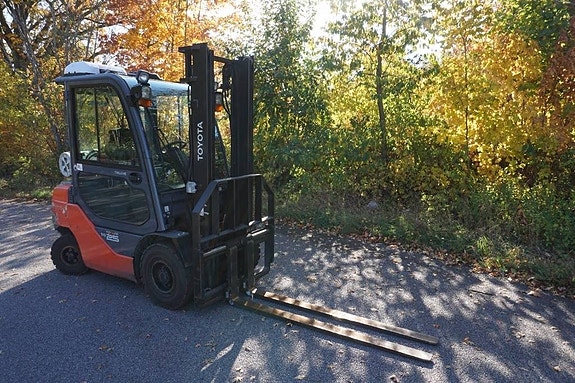 Toyota 02-8FGF25 8 of 9