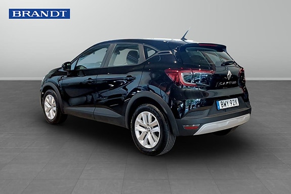 Renault Captur 2 of 10