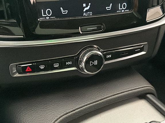 Volvo V90 Cross Country 27 of 30