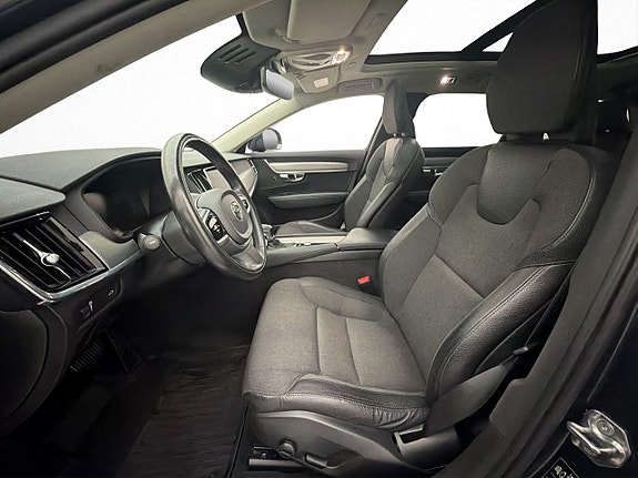 Volvo V90 Cross Country 14 of 30