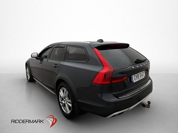 Volvo V90 Cross Country 6 of 30