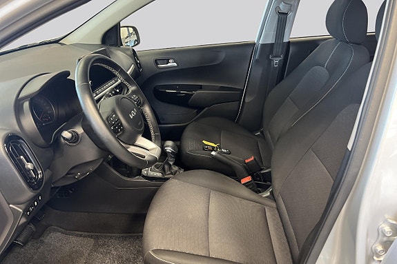 Kia Picanto 8 of 15