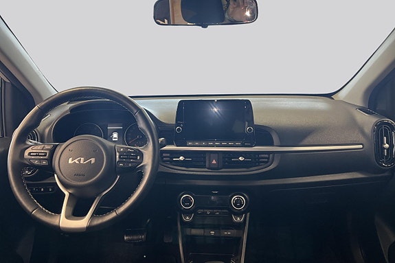 Kia Picanto 7 of 15
