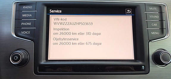 Volkswagen Golf VII 8 of 10