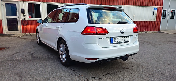 Volkswagen Golf VII 3 of 10