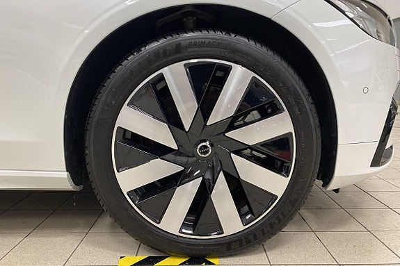 Volvo V90 14 of 15