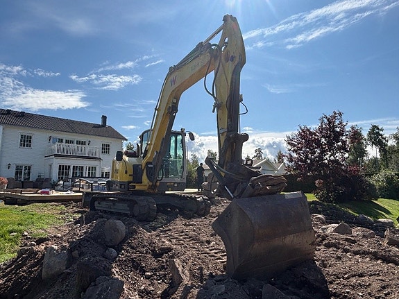 Grävmaskin Wacker Neuson ET 90 med flertalet redskap 5 of 5