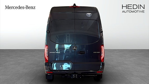 Mercedes-Benz Sprinter 319 7 of 12