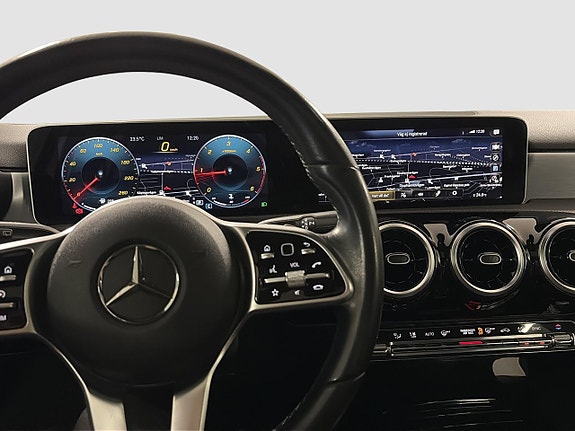 Mercedes-Benz A180 d 18 of 21