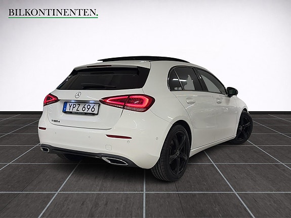 Mercedes-Benz A180 d 3 of 21
