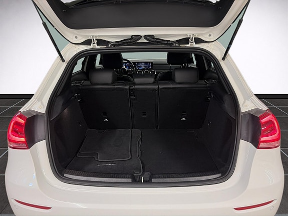 Mercedes-Benz A180 d 10 of 21