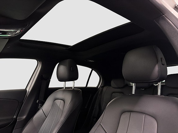 Mercedes-Benz A180 d 15 of 21