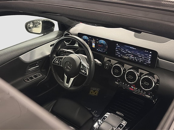 Mercedes-Benz A180 d 21 of 21