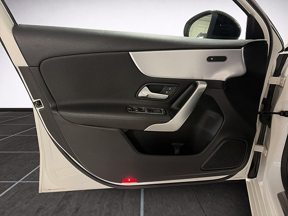 Mercedes-Benz A180 d 11 of 21
