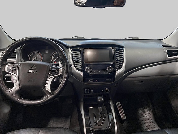 Mitsubishi L200 7 of 26