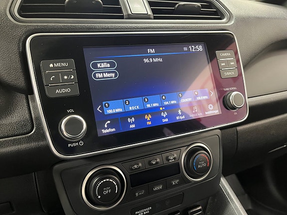 Nissan Leaf 15 of 22