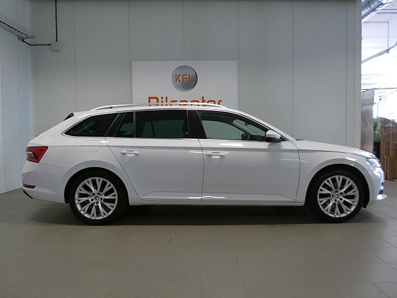 Skoda Superb 7 of 22