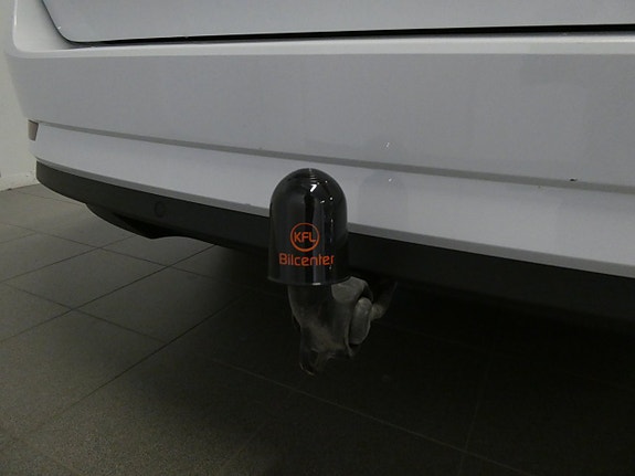 Skoda Superb 9 of 22