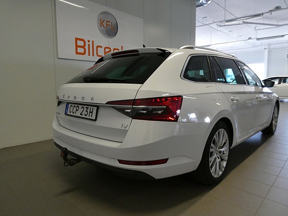 Skoda Superb 8 of 22
