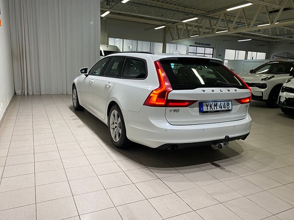 Volvo V90 6 of 30