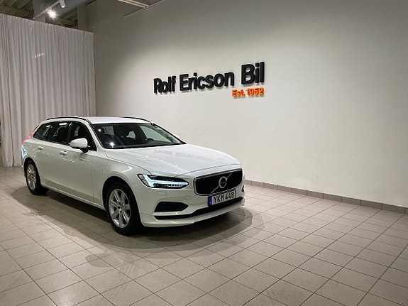 Volvo V90 2 of 30