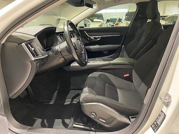 Volvo V90 17 of 30