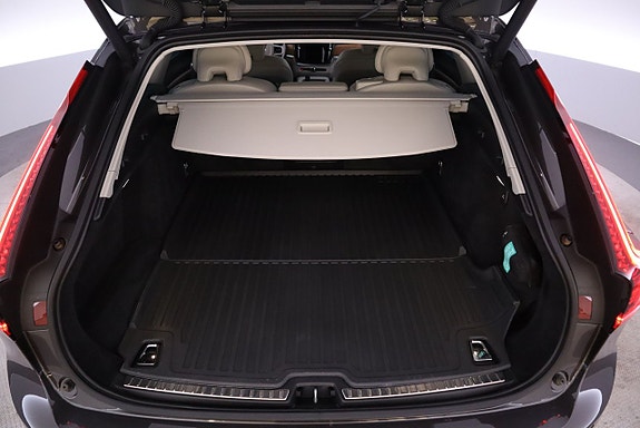 Volvo V90 22 of 23