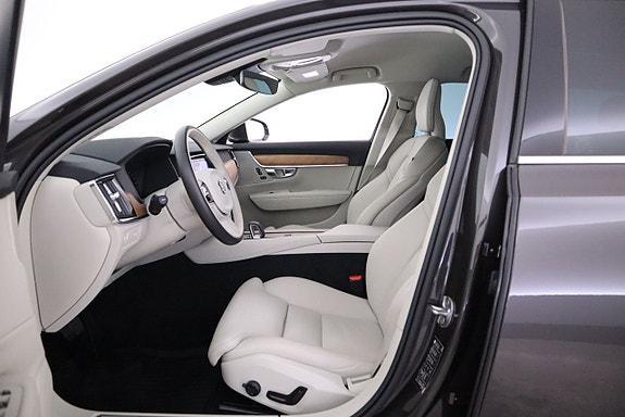 Volvo V90 11 of 23
