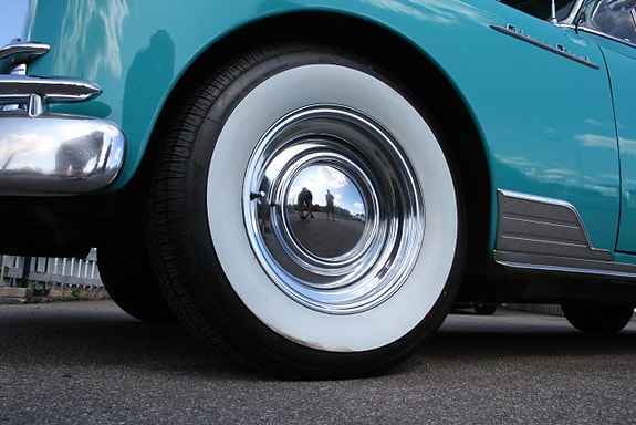 Pontiac Chieftain 12 of 21