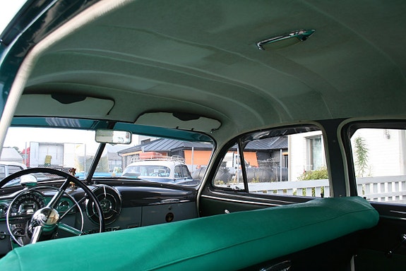 Pontiac Chieftain 19 of 21