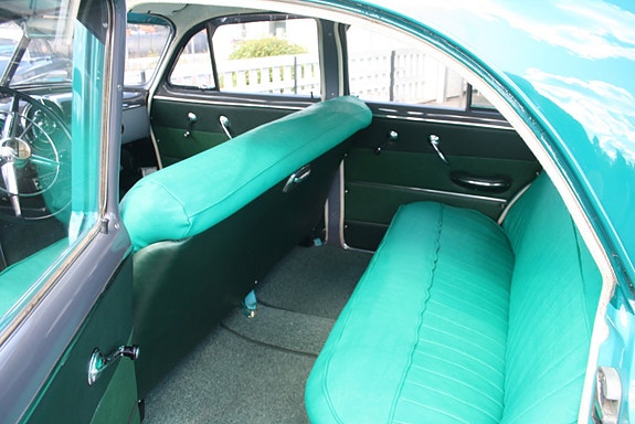 Pontiac Chieftain 18 of 21