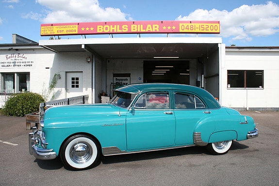 Pontiac Chieftain 7 of 21