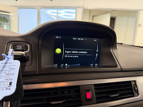 Volvo V70 17 of 20