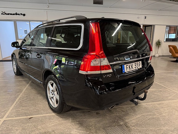 Volvo V70 4 of 20