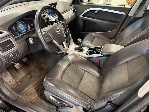 Volvo V70 11 of 20