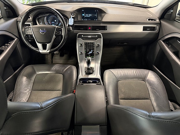 Volvo V70 7 of 20