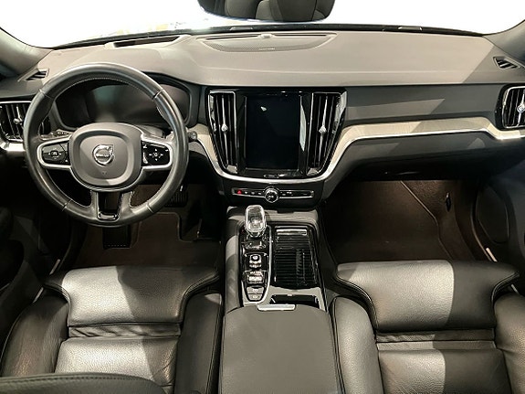 Volvo V60 6 of 16