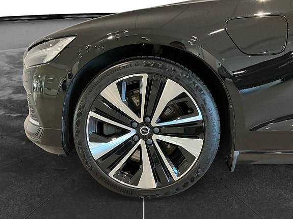 Volvo V60 10 of 16