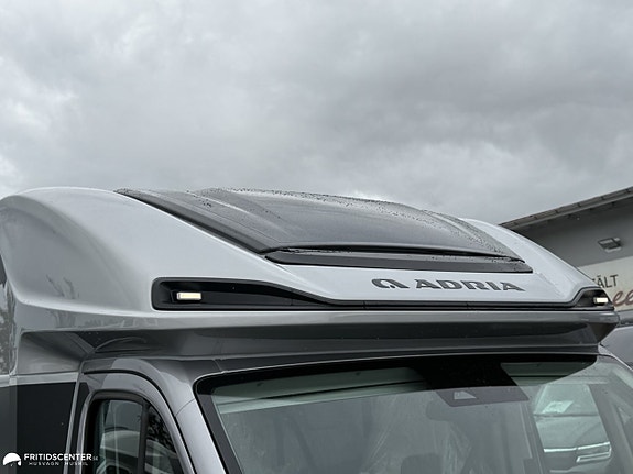 Adria MATRIX SUPREME 670 SL 140HP *Finns i Butik för påseende* 7 of 7