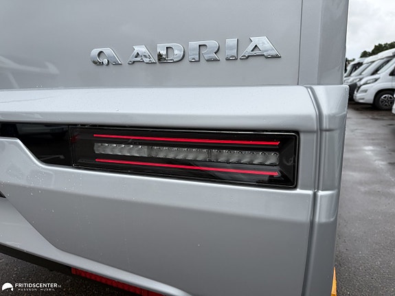 Adria MATRIX SUPREME 670 SL 140HP *Finns i Butik för påseende* 6 of 7
