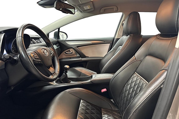 Toyota Avensis 11 of 22