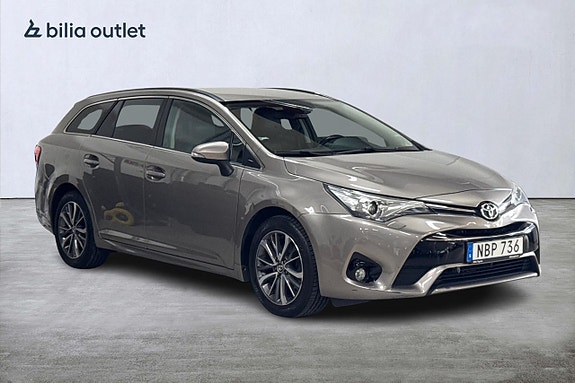 Toyota Avensis 4 of 22
