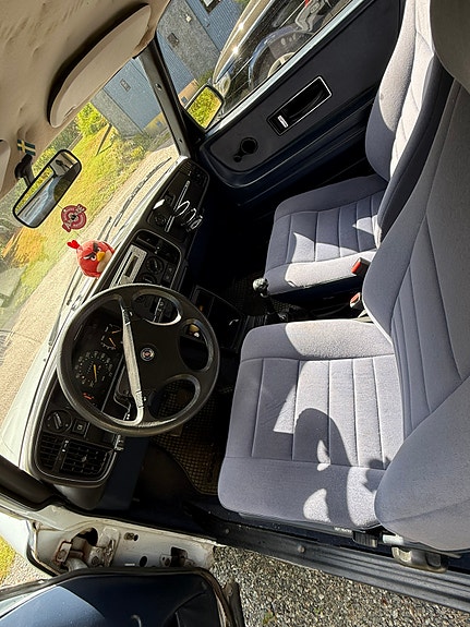 Saab 900 5 of 10