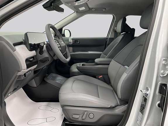 Kia EV3 8 of 27