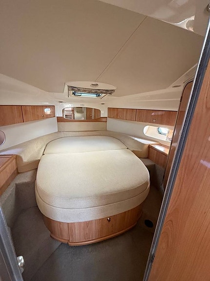 Sealine 37 S 2st KAD44P-B 260hp 5 of 12