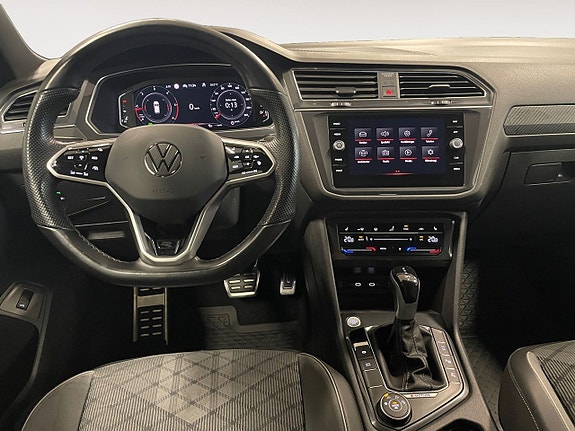 Volkswagen Tiguan Allspace 11 of 26