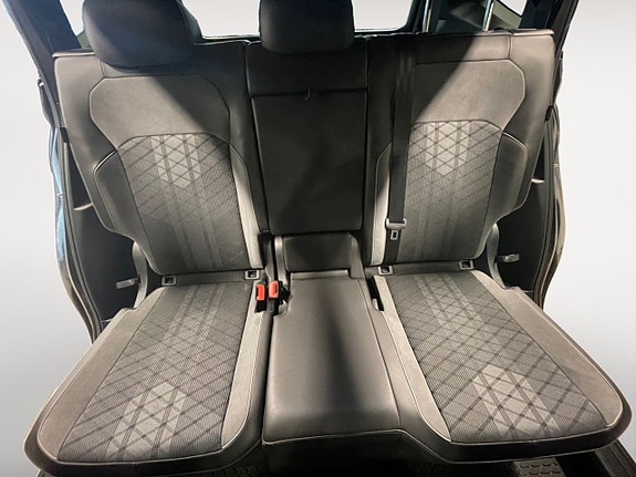 Volkswagen Tiguan Allspace 15 of 26