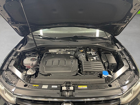 Volkswagen Tiguan Allspace 18 of 26
