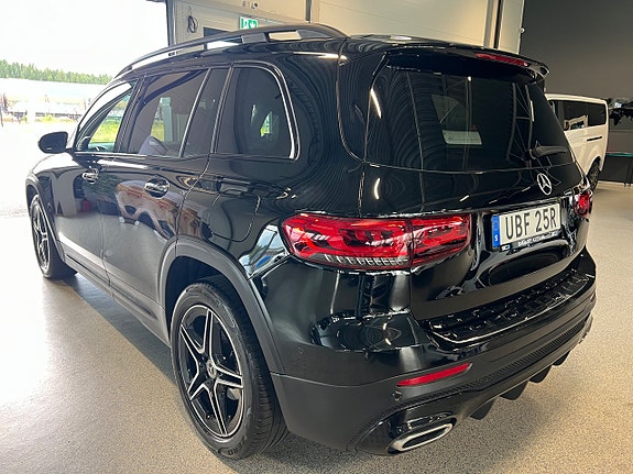 Mercedes-Benz GLB200 d 6 of 21