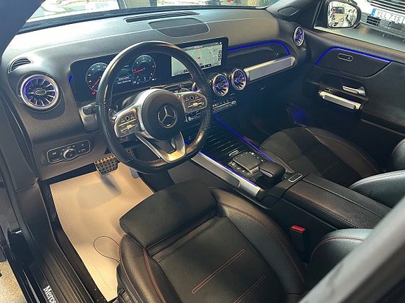 Mercedes-Benz GLB200 d 17 of 21